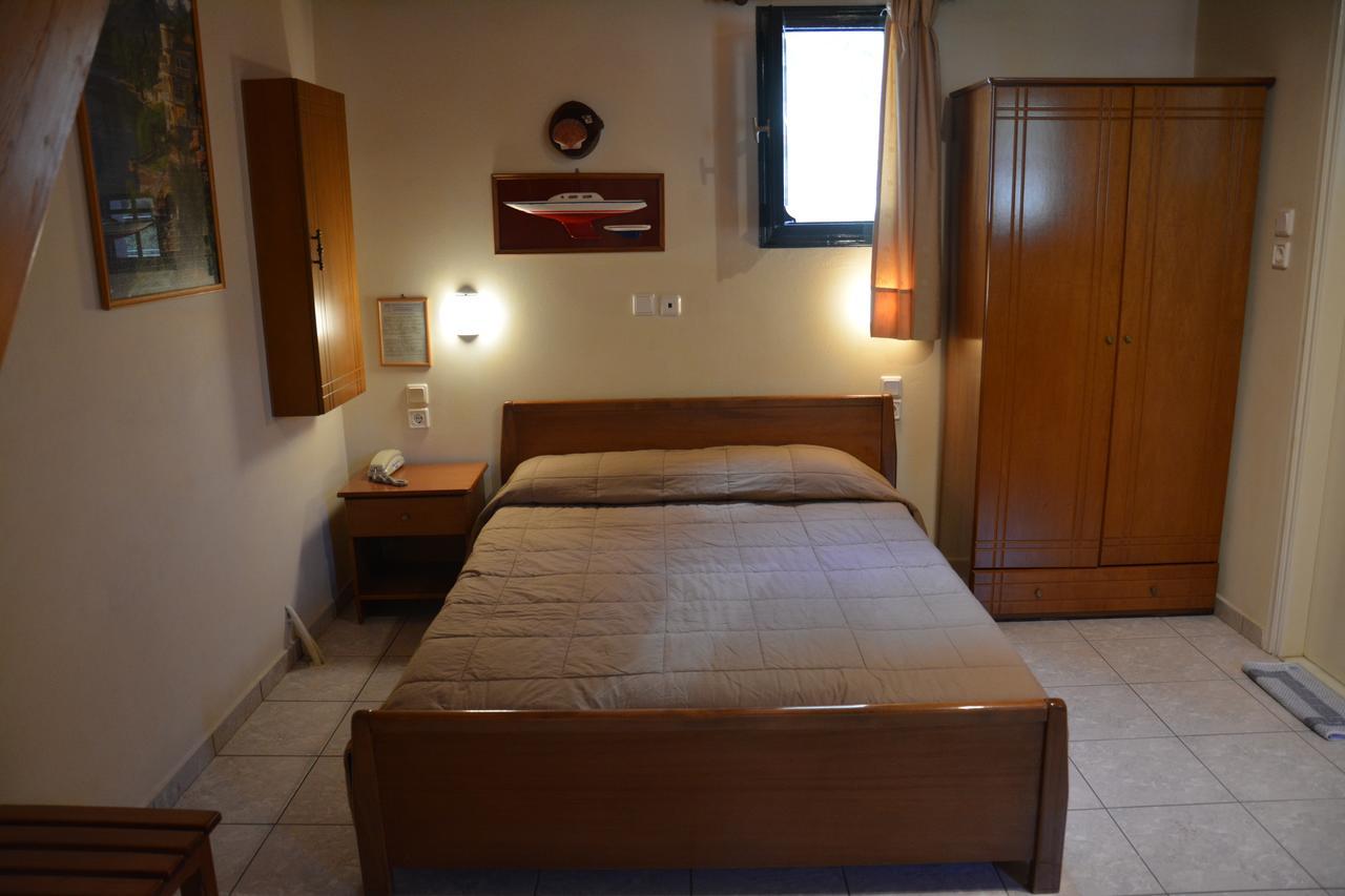 Aristotelis Apartments Fríkesz Kültér fotó