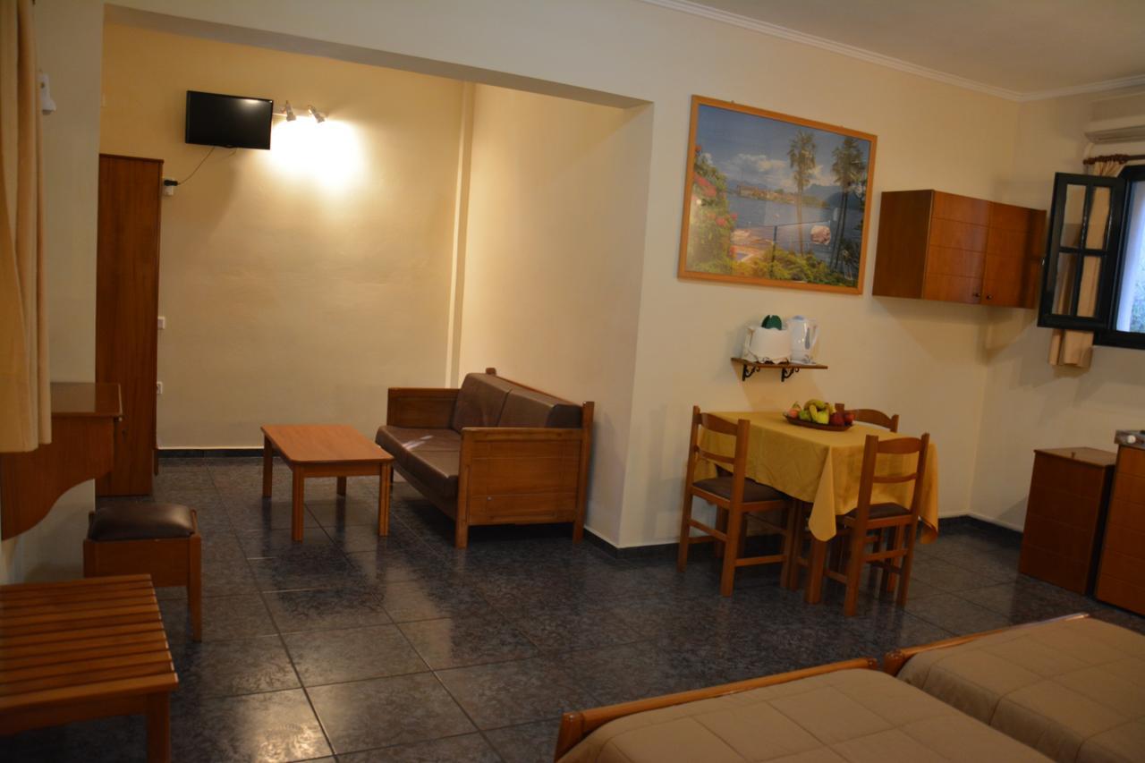 Aristotelis Apartments Fríkesz Kültér fotó