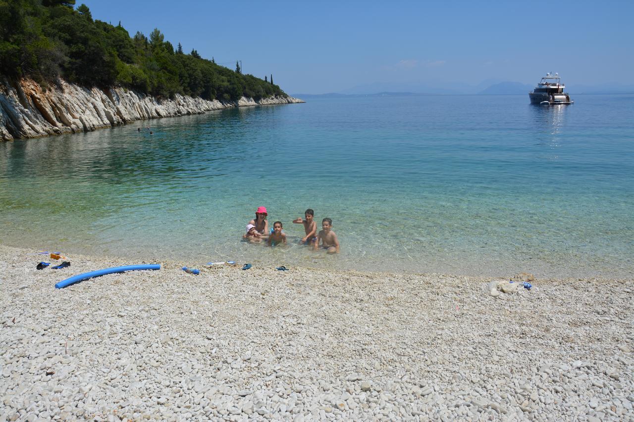Aristotelis Apartments Fríkesz Kültér fotó